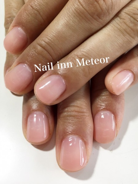 自爪に近いカラー 自然に カラーグラデ Nail Inn Meteor 大府市のネイルサロン